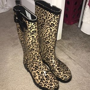 Cheetah rain boots